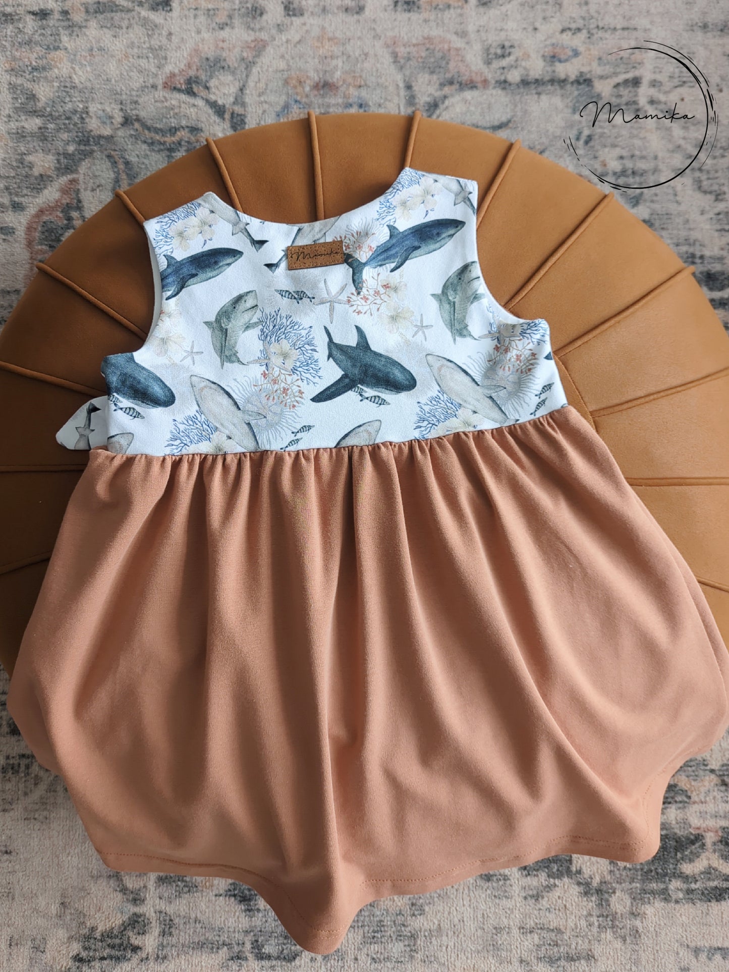 - PRÉCOMMANDE - Robe Cache-Coeur Bouclé Doux Requins & Rose Beige