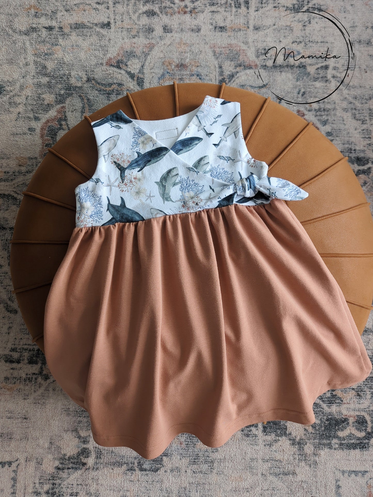 - PRÉCOMMANDE - Robe Cache-Coeur Bouclé Doux Requins & Rose Beige